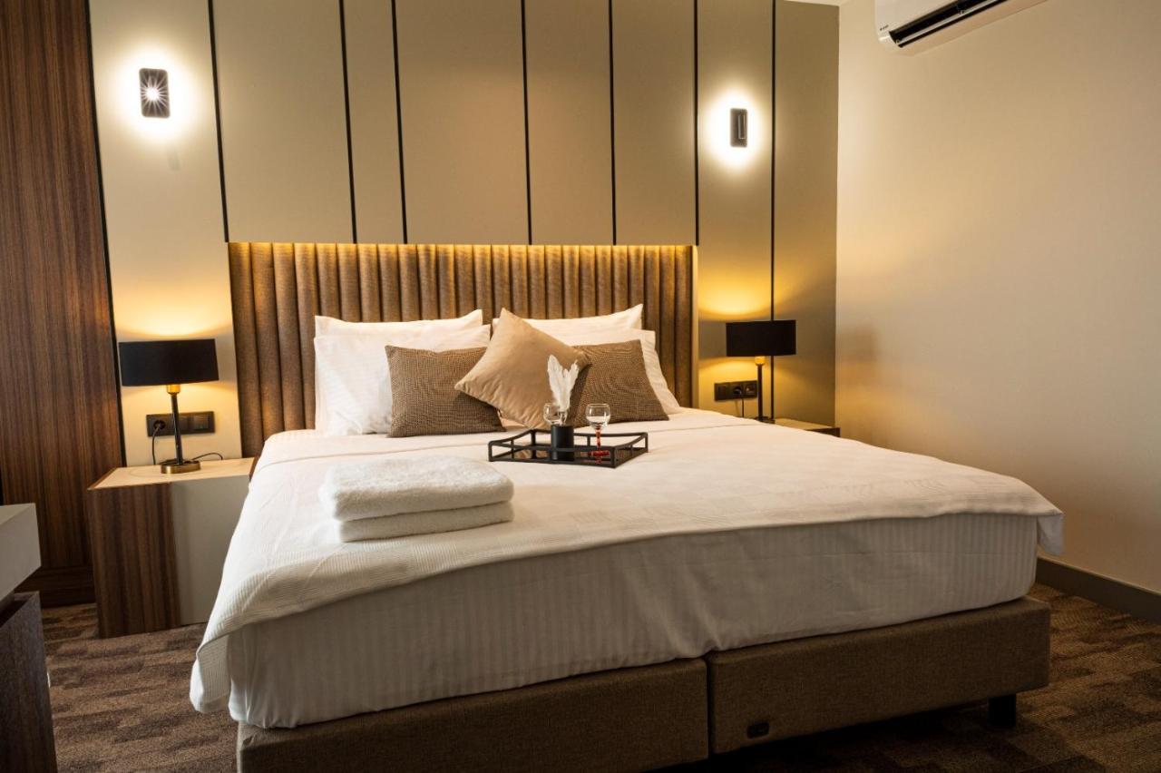 Monalisa Hotels クシャダス エクステリア 写真