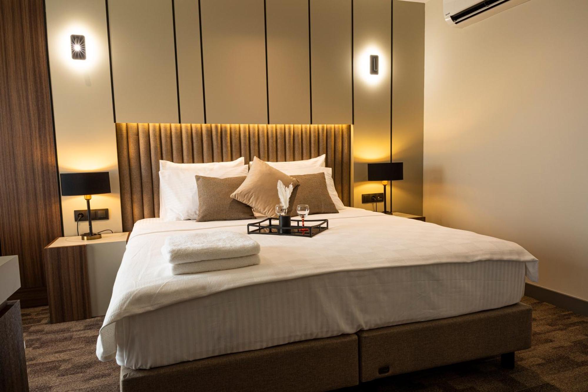 Monalisa Hotels クシャダス エクステリア 写真