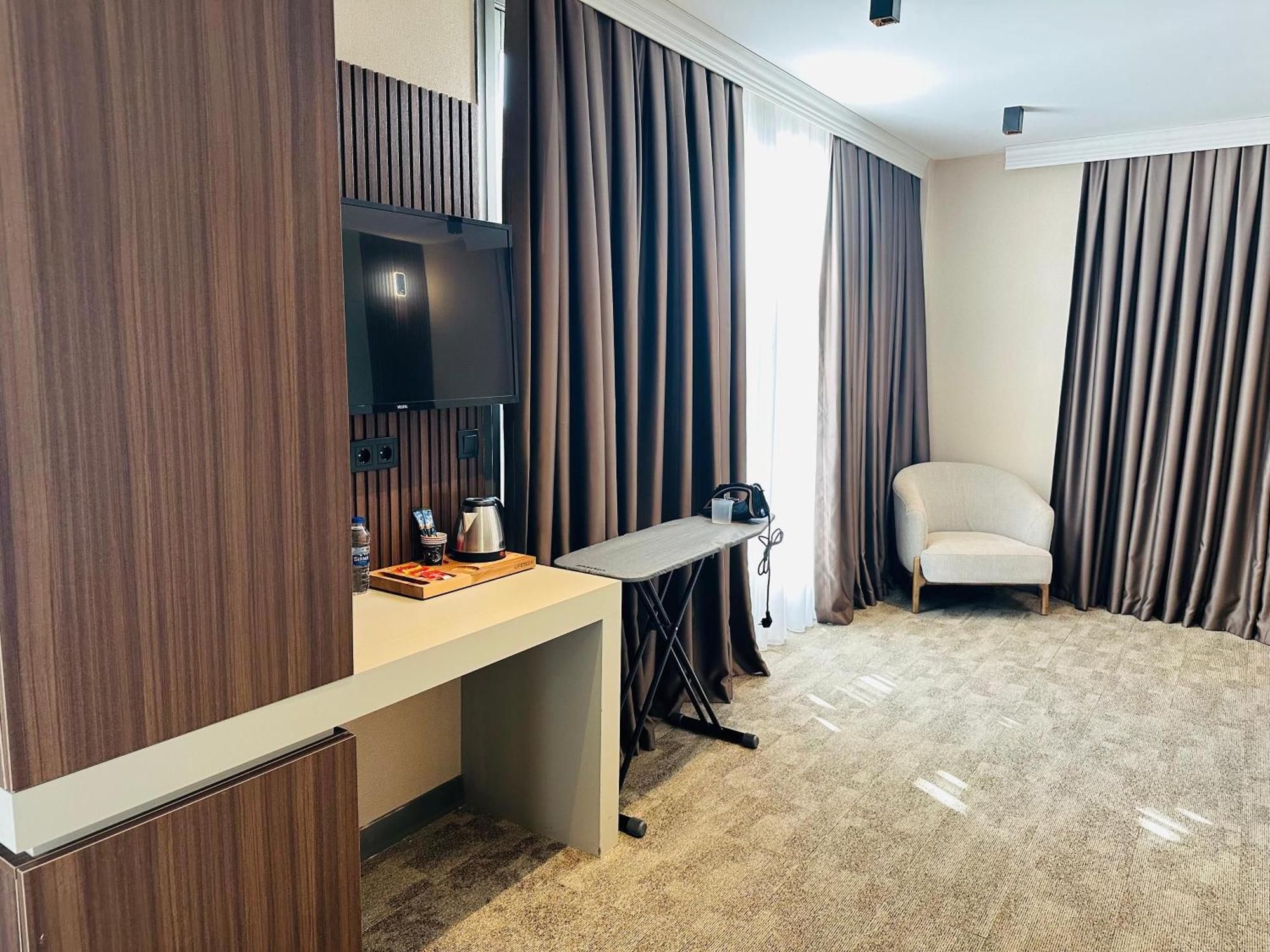 Monalisa Hotels クシャダス エクステリア 写真